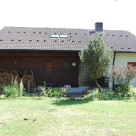 Homestay Bnb-regelsbach *